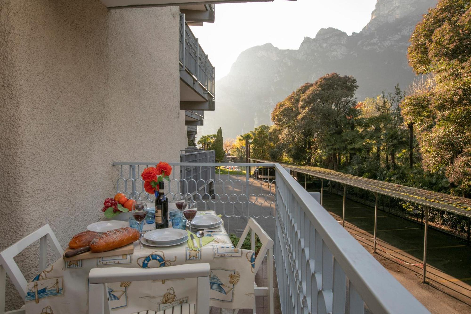 Residenza Lago D'Argento - Happy Rentals 加尔达湖滨 外观 照片